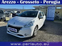 Usata Peugeot 208 Active 68 CV (50 kW) 2013 Bianco Utilitaria