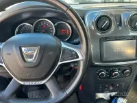 Usata Dacia Sandero Stepway 90 CV (66 kW) 2017 Bluazzurro Berlina