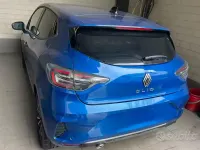Usata Renault Clio 90 CV (66 kW) 2024 Bluazzurro Utilitaria