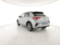 Usata VW T-Roc R-line 110 CV (80 kW) 2023 Pyrit silver metallizzato nero SUV
