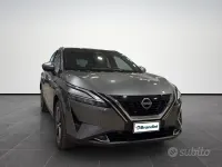 Usata Nissan Qashqai Tekna 158 CV (116 kW) 2023 Grigio medio met SUV