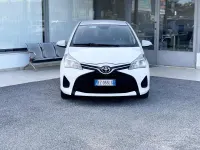 Begagnad Toyota Yaris 69 HK (50 kW) 2015 Grå Halvkombi