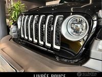 Usata Jeep Gladiator Overland 264 CV (194 kW) 2023 Nero Pick-up