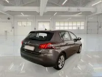 Usata Peugeot 308 Active 131 CV (96 kW) 2021 Grigio Berlina