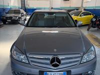 Usata Mercedes C220 Avantgarde 170 CV (125 kW) 2007 Beige Berlina