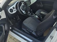 Usata VW Beetle 105 CV (77 kW) 2014 Bianco Utilitaria