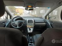 Usata Toyota Corolla Verso 129 CV (94 kW) 2005 Blu/azzurro Monovolume