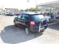 Usata Dacia Sandero Lauréate 75 CV (55 kW) 2013 Bluazzurro Berlina