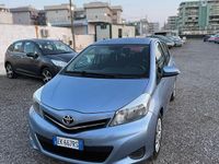 Usata Toyota Yaris Lounge 69 CV (50 kW) 2011 Utilitaria