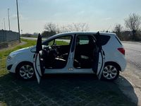 Usata Opel Meriva 120 CV (88 kW) 2013 Bianco Monovolume