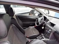 Occasion Opel Astra 101 ch (74 kW) 2007 Noir