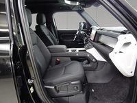 Usata Land Rover Defender S 200 CV (147 kW) 2025 Santorini black SUV