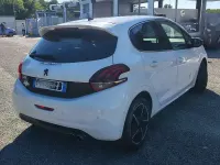 Usata Peugeot 208 Allure 82 CV (60 kW) 2016 Bianco Utilitaria