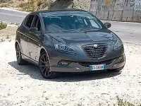 Usata Lancia Delta S 190 CV (139 kW) 2013 Grigio Utilitaria