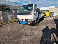 Usata Nissan Cabstar 2006 Bianco Pick-up