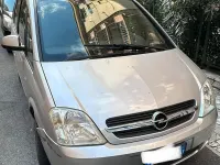 Usata Opel Meriva 101 CV (74 kW) 2005 Grigio Monovolume