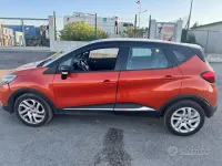 Usata Renault Captur 90 CV (66 kW) 2016 Arancione SUV