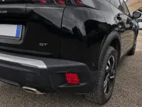 Usado Peugeot 2008 GT 131 HP (96 kW) 2022 Preto SUV
