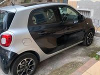 Usata Smart ForFour 71 CV (52 kW) 2016 Nero Utilitaria