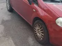 Usado Fiat Punto 75 CV (55 kW) 2010 Rojo Utilitario