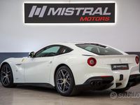 Usata Ferrari F12 736 CV (541 kW) 2016 Bianco Coupé