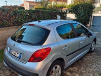 Usata Peugeot 207 70 CV (51 kW) 2006 Grigio Utilitaria