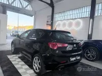 Usata Alfa Romeo Giulietta Exclusive 105 CV (77 kW) 2012 Nero Utilitaria