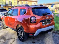 Usata Dacia Duster Prestige 101 CV (74 kW) 2022 Arancione SUV