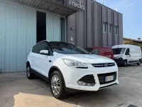 Usata Ford Kuga Titanium 163 CV (119 kW) 2014 Bianco SUV