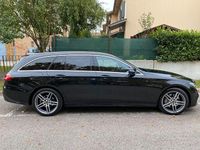 Usata Mercedes E220 Premium Plus 194 CV (142 kW) 2019 Nero Station wagon