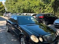 Usata Mercedes E220 Elegance 170 CV (125 kW) 2006 Nero Berlina