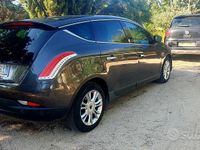 Gebraucht Lancia Delta 120 PS (88 kW) 2014 Grau Kleinwagen