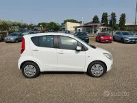 Usata Opel Agila 94 CV (69 kW) 2015 Bianco Monovolume