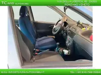 Usata Fiat Punto 60 CV (44 kW) 2006 Azzurro Utilitaria