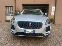 Begagnad Jaguar E-Pace R-Dynamic 150 HK (110 kW) 2019 Grå SUV