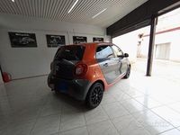 Usata Smart ForFour 71 CV (52 kW) 2014 Grigio Utilitaria