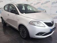 Usata Lancia Ypsilon S 95 CV (69 kW) 2017 Argento Utilitaria