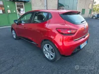 Usata Renault Clio IV 90 CV (66 kW) 2014 Rosso Berlina