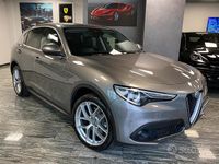 Usata Alfa Romeo Stelvio 210 CV (154 kW) 2017 Grigio SUV