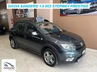 Usata Dacia Sandero Stepway 90 CV (66 kW) 2018 Grigio Berlina