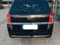 Usata Opel Zafira 150 CV (110 kW) 2010 Nero Monovolume