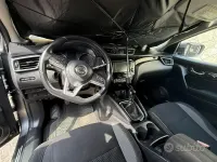 Usata Nissan Qashqai 131 CV (96 kW) 2018 Grigio SUV