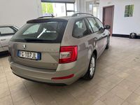 Usata Skoda Octavia Executive 150 CV (110 kW) 2016 Grigio Station wagon