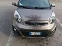 Usata Kia Picanto 67 CV (49 kW) 2014 Beige Utilitaria