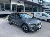 Usata VW T-Roc Style 116 CV (85 kW) 2018 Tetto nero SUV