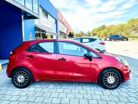 Usata Kia Rio 85 CV (62 kW) 2012 Rosso Berlina