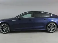 Usata Audi A5 Sportback S-Line 204 CV (150 kW) 2024 Blu navarra metallizzato Utilitaria