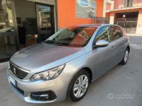 Usata Peugeot 308 Business-Line 131 CV (96 kW) 2018 Grigio Berlina