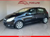 Usata Opel Corsa Cosmo 80 CV (58 kW) 2009 Nero Berlina