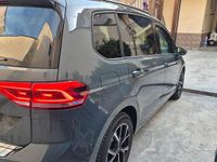 Usata VW Touran 150 CV (110 kW) 2025 Grigio Monovolume